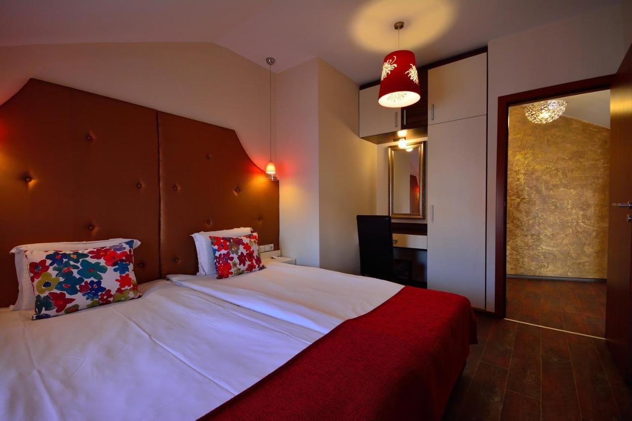 City Art Boutique Apartments Ruse Bagian luar foto