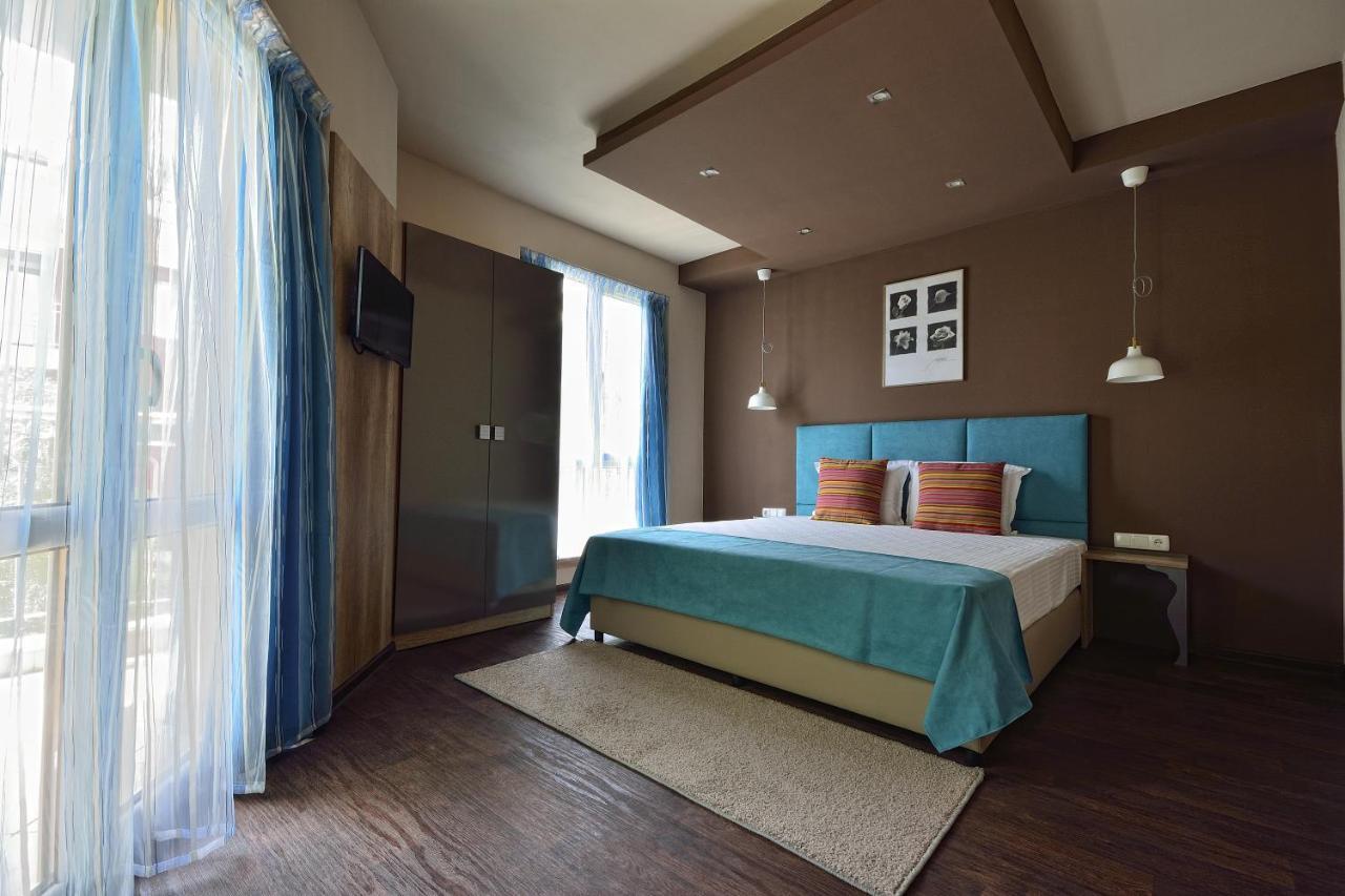 City Art Boutique Apartments Ruse Bagian luar foto